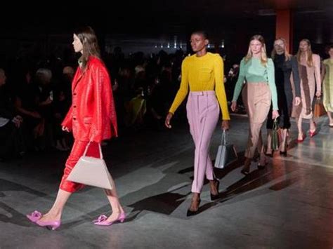 Prada, premio di risultato ai dipendenti: fino a 1.450 euro (più 